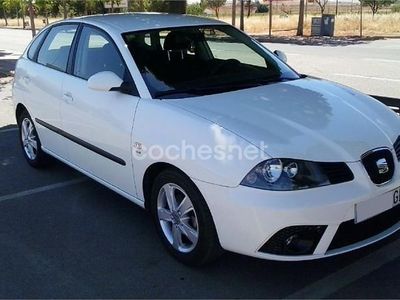 Usado Seat Ibiza 100 CV (73 kW) 2009 Blanco Berlina