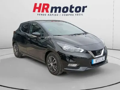 Usado Nissan Micra Acenta 92 CV (67 kW) 2022 Negro Utilitario