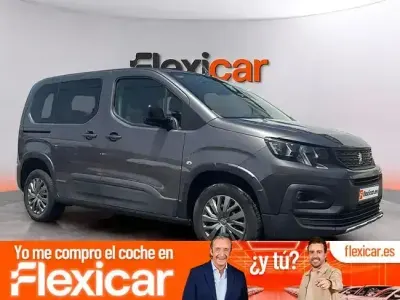 Usado Peugeot Rifter Allure 100 CV (73 kW) 2023 Gris Monovolumen