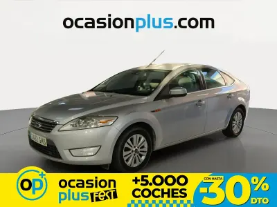 Usado Ford Mondeo Ghia 145 CV (106 kW) 2008 Gris Berlina