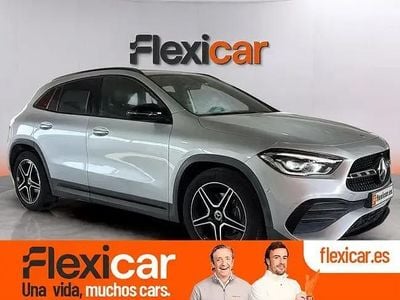 Usado Mercedes GLA200 150 HP (110 kW) 2021 Cinzento SUV