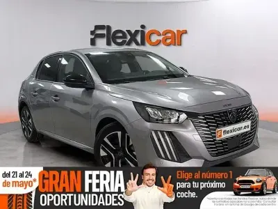 Usado Peugeot 208 Allure 100 CV (73 kW) 2025 Gris Utilitario