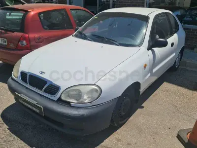 Usado Chevrolet Lanos 75 CV (55 kW) 2002 Blanco Berlina