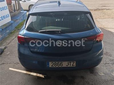 Usado Opel Astra Dynamic 150 CV (110 kW) 2016 Azul Berlina