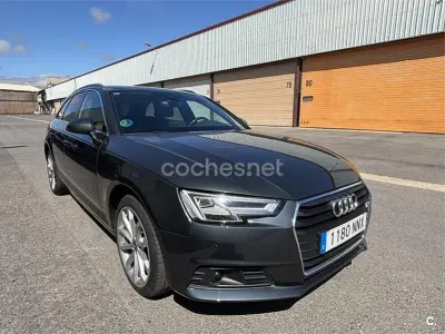 Usado Audi A4 Advanced 170 CV (125 kW) 2018 Gris / plata Familiar