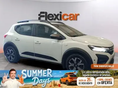 Usado Dacia Sandero Comfort 101 CV (74 kW) 2022 Blanco Berlina