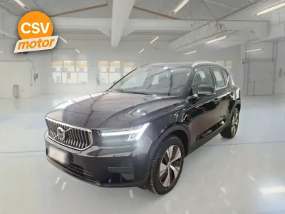 Usado Volvo XC40 Core 211 CV (155 kW) 2023 Negro SUV