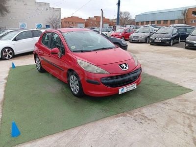 Usado Peugeot 207 90 CV (66 kW) 2008 Rojo Berlina