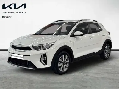 Usado Kia Stonic 101 CV (74 kW) 2025 Blanco SUV