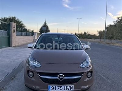 Usado Opel Adam Glam 87 CV (63 kW) 2014 Marrón Utilitario