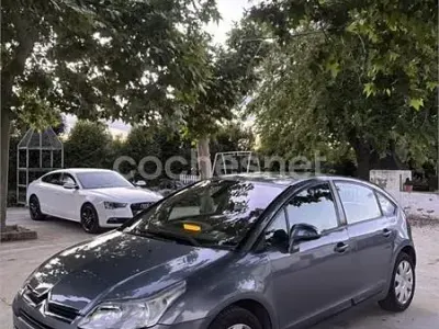 Usado Citroën C4 Exclusive 110 CV (80 kW) 2005 Gris / plata Berlina
