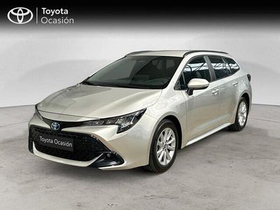 Usado Toyota Corolla Active 2025 Gris Familiar