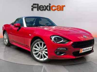 Usado Fiat 124 Spider Lusso 140 CV (102 kW) 2019 Rojo Descapotable