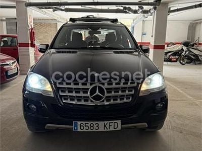 Usado Mercedes ML300 190 CV (139 kW) 2010 Negro SUV