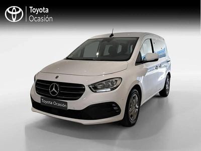 Käytetty Mercedes T180 116 HP (85 kW) 2023 Valkoinen Tila-auto