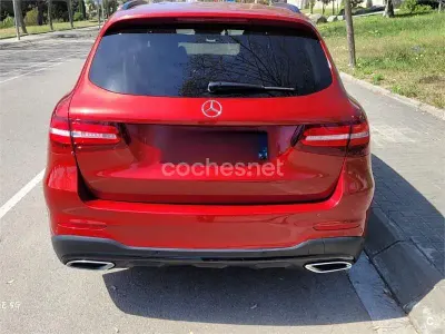 Usado Mercedes GLC250 AMG line 204 CV (150 kW) 2016 Rojo SUV