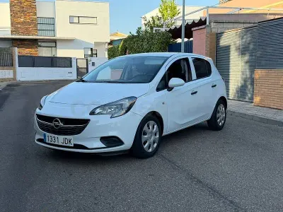 Usado Opel Corsa Expression 75 CV (55 kW) 2015 Blanco Utilitario