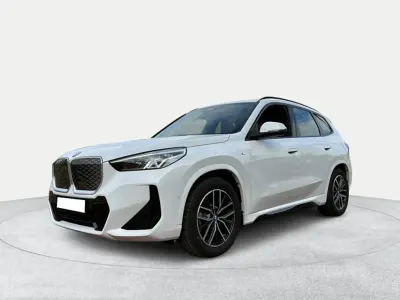 Usado BMW iX1 Luxury Line 230 kW (313 CV) 2025 Blanco SUV