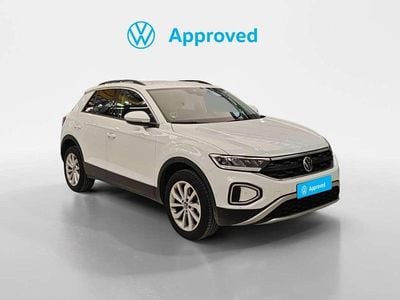 Usado VW T-Roc Life 150 CV (110 kW) 2025 Blanco SUV