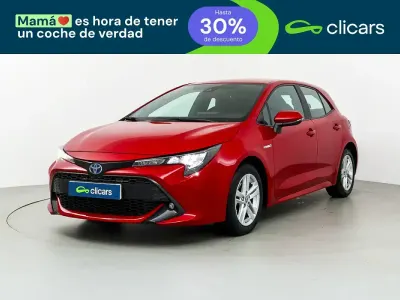 Käytetty Toyota Corolla Business Edition 122 HP (89 kW) 2021 Valkoinen Sedan