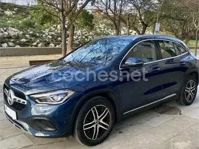 Usado Mercedes GLA200 156 CV (114 kW) 2020 Azul SUV