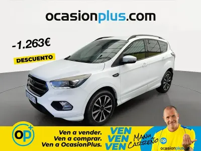 Usado Ford Kuga ST-Line 150 CV (110 kW) 2019 Blanco SUV
