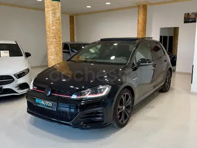 Usado VW Golf VII GTI 245 CV (180 kW) 2019 Negro Berlina