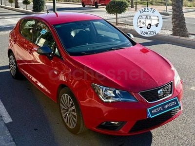 Usado Seat Ibiza CONNECT 90 CV (66 kW) 2017 Rojo Berlina