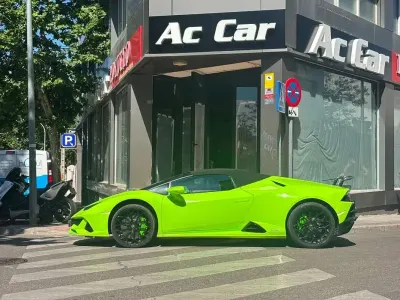 Usado Lamborghini Huracán 639 CV (469 kW) 2020 Verde Descapotable