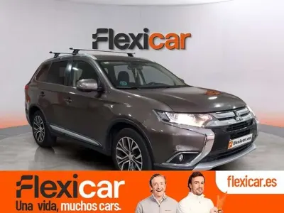 Usado Mitsubishi Outlander Motion 150 CV (110 kW) 2017 Gris SUV