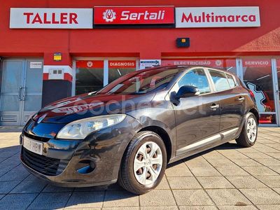 Negro Usado 2011 Renault Mégane III Authentique Berlina | 3500 € (Un poco caro)