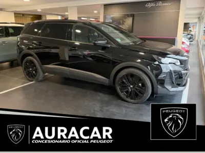 Begagnad Peugeot 5008 GT 130 HK (95 kW) 2022 Svart SUV