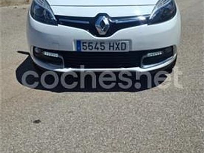 Usado Renault Scénic III Business 110 CV (80 kW) 2014 Blanco Monovolumen