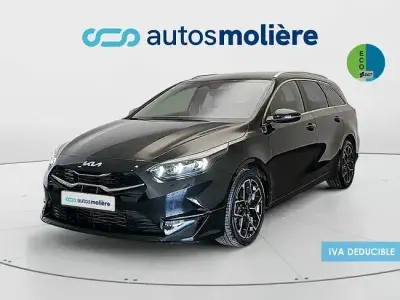 Usado Kia Ceed Style 100 CV (73 kW) 2025 Negro Utilitario