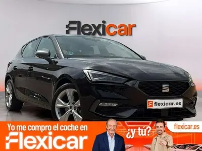 Usado Seat Leon Style 116 CV (85 kW) 2025 Gris Familiar