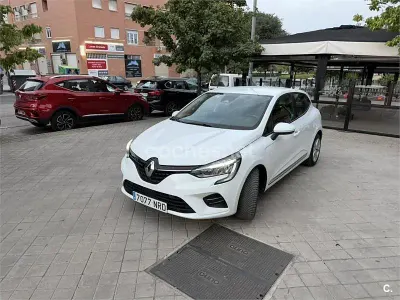 Usado Renault Clio V Intens 100 CV (73 kW) 2020 Blanco Berlina