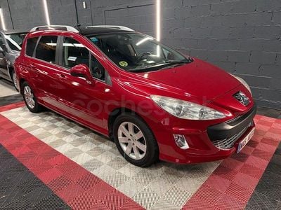 Granate Usado 2008 Peugeot 308 SW Premium Familiar | 5990 € (Precio justo)