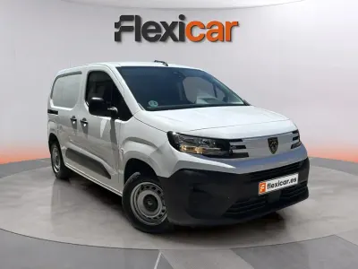 Occasion Peugeot Partner 103 ch (75 kW) 2024 Blanc Monospace