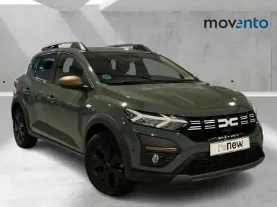 Käytetty Dacia Sandero Extreme 110 HP (80 kW) 2024 Vihreä Sedan