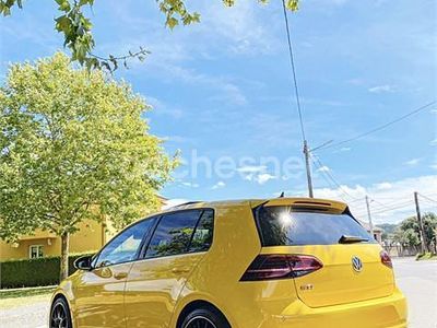 Usado VW Golf VII GTI 245 CV (180 kW) 2017 Amarillo Berlina