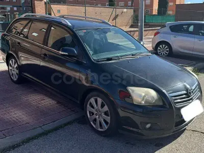 Käytetty Toyota Avensis Sol 126 HP (92 kW) 2009 Musta Farmari