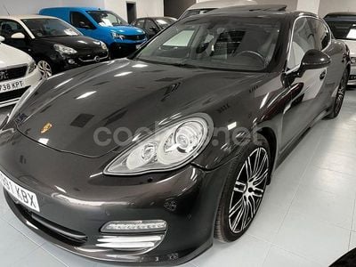 Porsche Panamera 4S