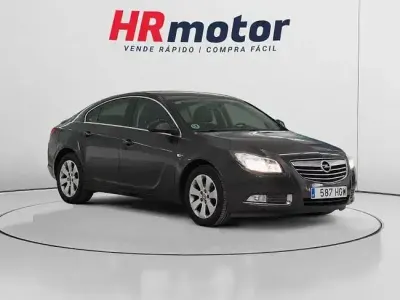 Usado Opel Insignia Edition 130 CV (95 kW) 2011 Gris Berlina