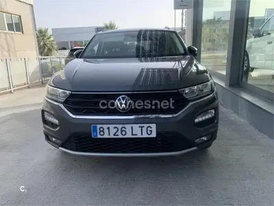 Usado VW T-Roc Life 150 CV (110 kW) 2021 Gris / plata SUV