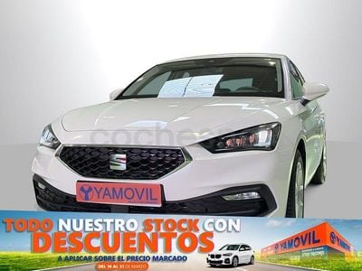 Usado Seat Leon Style 110 CV (80 kW) 2021 Blanco Berlina