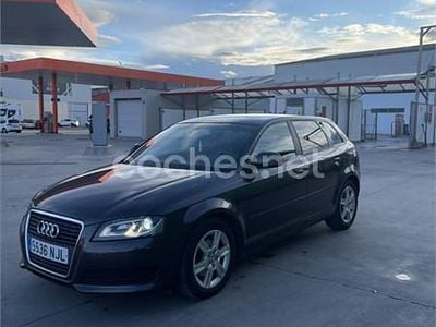 Usado Audi A3 Attraction 105 CV (77 kW) 2010 Negro Utilitario