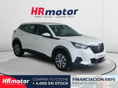 Usado Peugeot 2008 Active 110 CV (80 kW) 2021 Blanco SUV