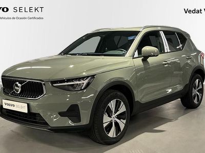 Otro Usado 2025 Volvo XC40 Core SUV | 33.900 €