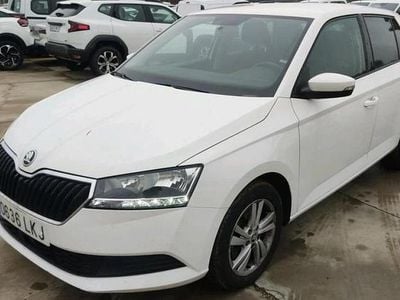 Usado Skoda Fabia Ambition 110 CV (80 kW) 2020