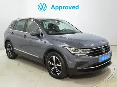 Używany VW Tiguan Life 150 KM (110 kW) 2023 Szary SUV